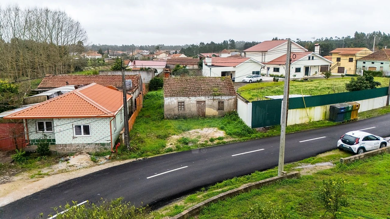 Moradia T2 para Venda em Covões e Camarneira Foto 4