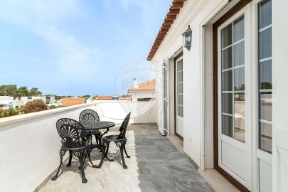 Moradia T5 para Venda em Sesimbra (Castelo)