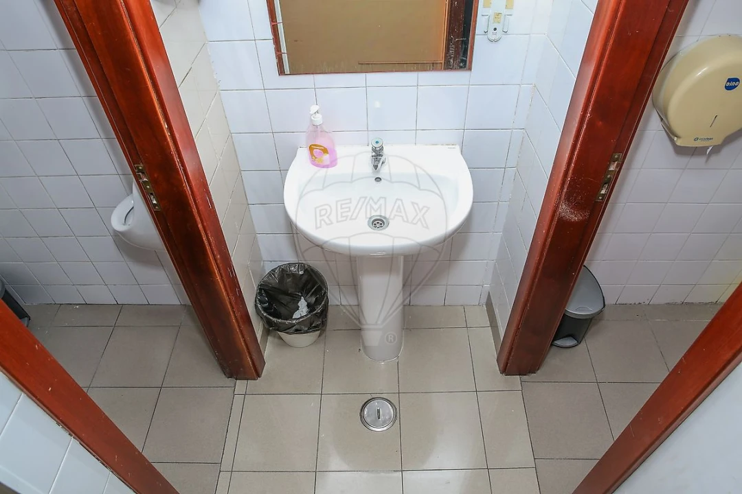 Negócio para Arrendamento em Vila Franca de Xira Foto 4
