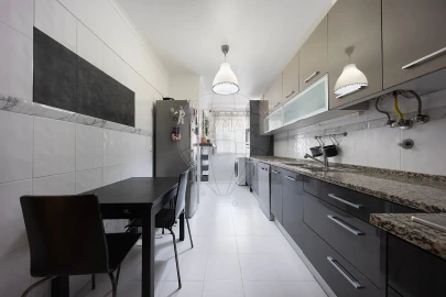 Apartamento T3 para Venda em Alenquer (Santo Estêvão e Triana)