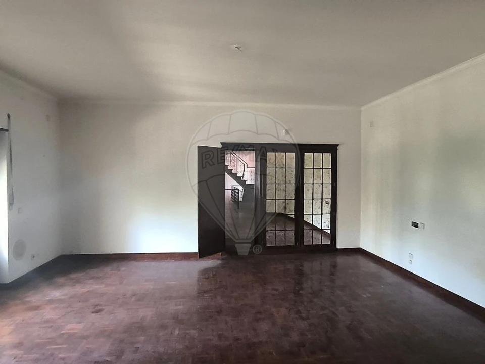 Moradia T4 para Venda em Minde Foto 13