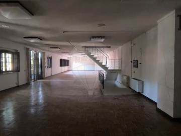 Moradia T4 para Venda em Minde