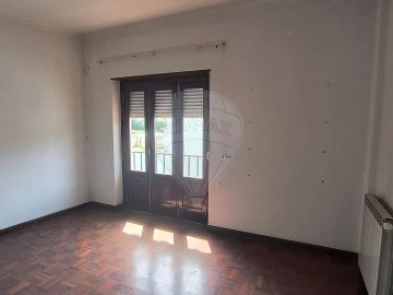 Moradia T4 para Venda em Minde