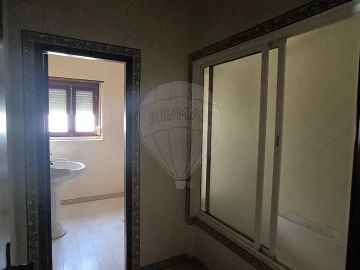 Moradia T4 para Venda em Minde