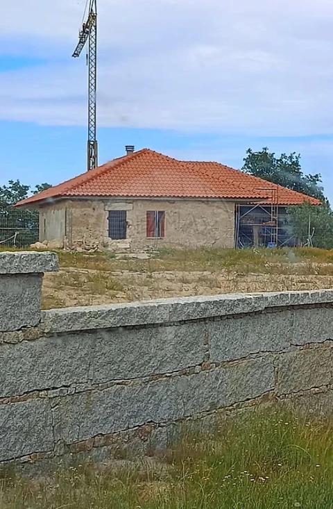 Moradia T3 para Venda em Teixoso e Sarzedo