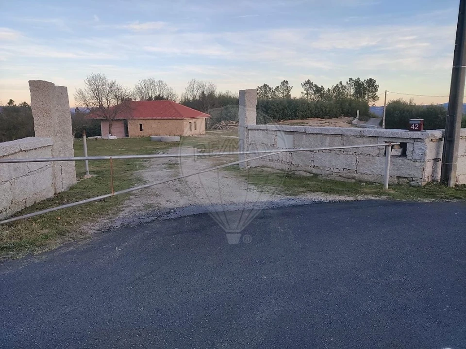 Moradia T3 para Venda em Teixoso e Sarzedo Foto 19