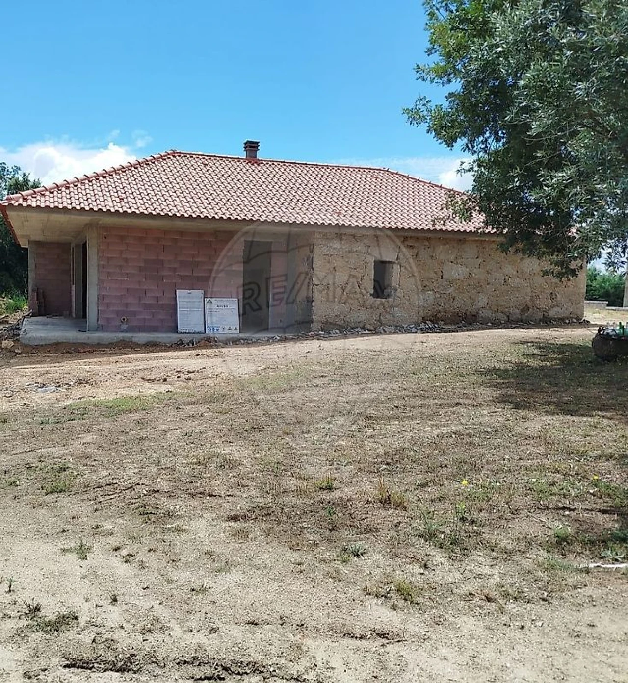 Moradia T3 para Venda em Teixoso e Sarzedo Foto 11