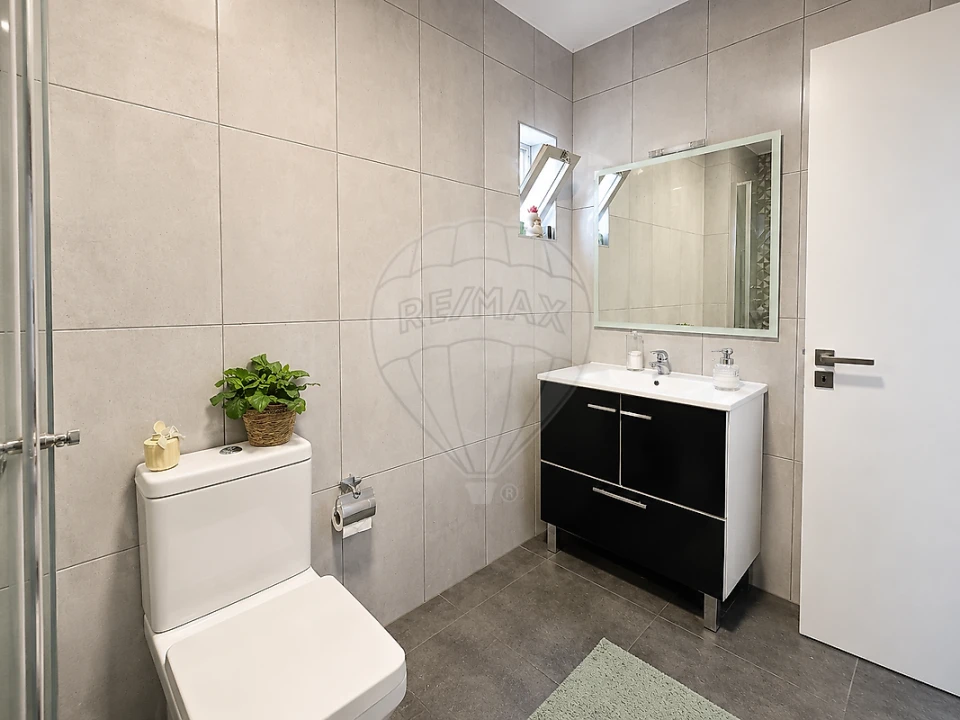 Apartamento T2 para Venda em Ramalde Foto 11