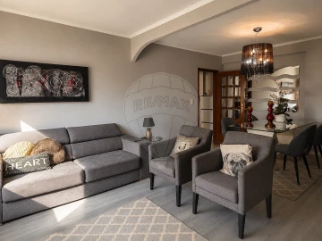 Apartamento T2 para Venda em Ramalde