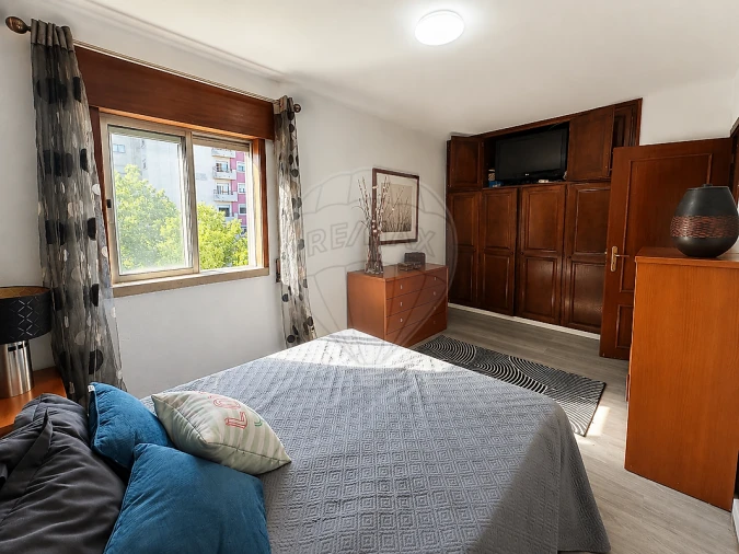 Apartamento T2 para Venda em Ramalde Foto 9