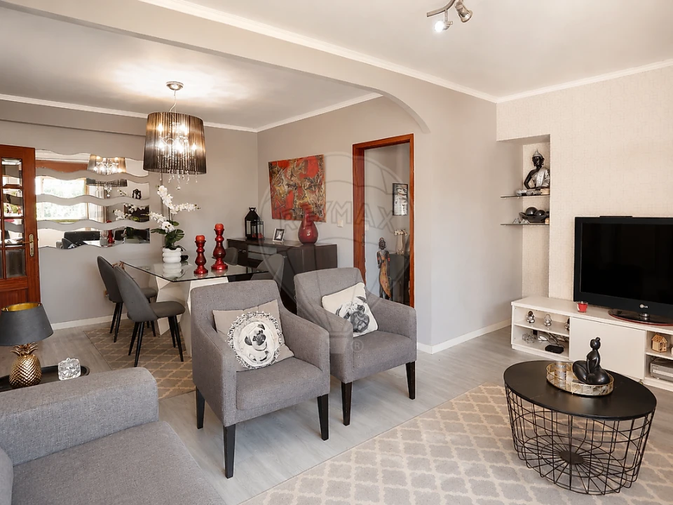 Apartamento T2 para Venda em Ramalde Foto 1