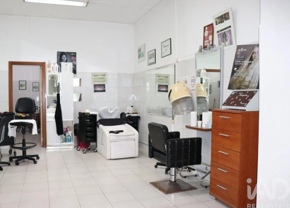 Prédio para Venda em Condeixa-A-Velha e Condeixa-A-Nova Foto 10