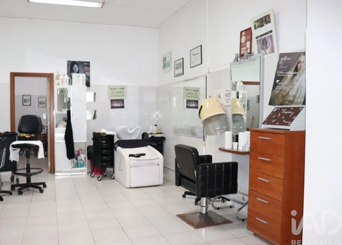 Prédio para Venda em Condeixa-A-Velha e Condeixa-A-Nova Foto 10