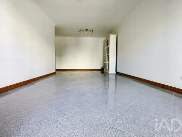 Apartamento T2 para Venda em Subportela, Deocriste e Portela Susã
