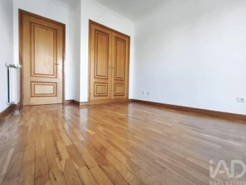 Apartamento T2 para Venda em Subportela, Deocriste e Portela Susã