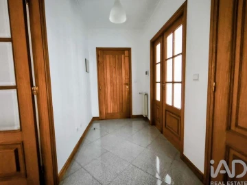 Apartamento T2 para Venda em Subportela, Deocriste e Portela Susã