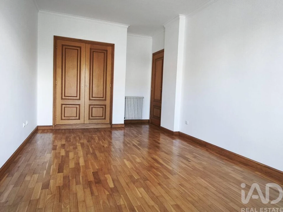 Apartamento T2 para Venda em Subportela, Deocriste e Portela Susã Foto 13