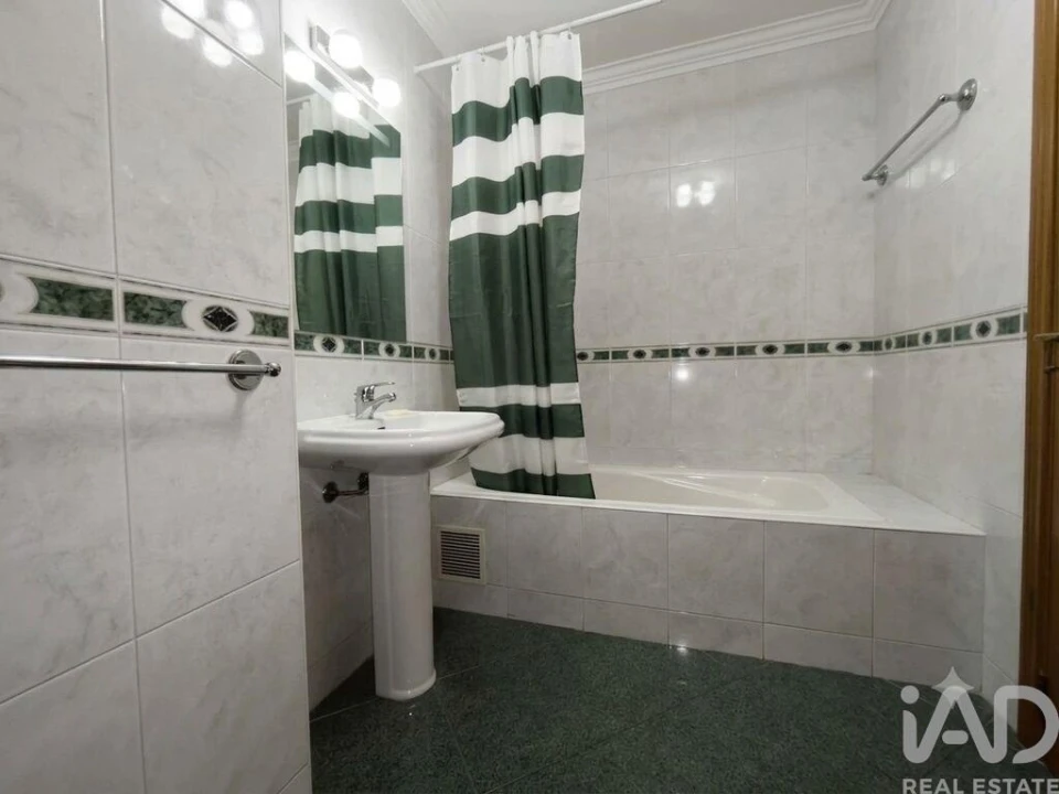 Apartamento T2 para Venda em Subportela, Deocriste e Portela Susã Foto 20