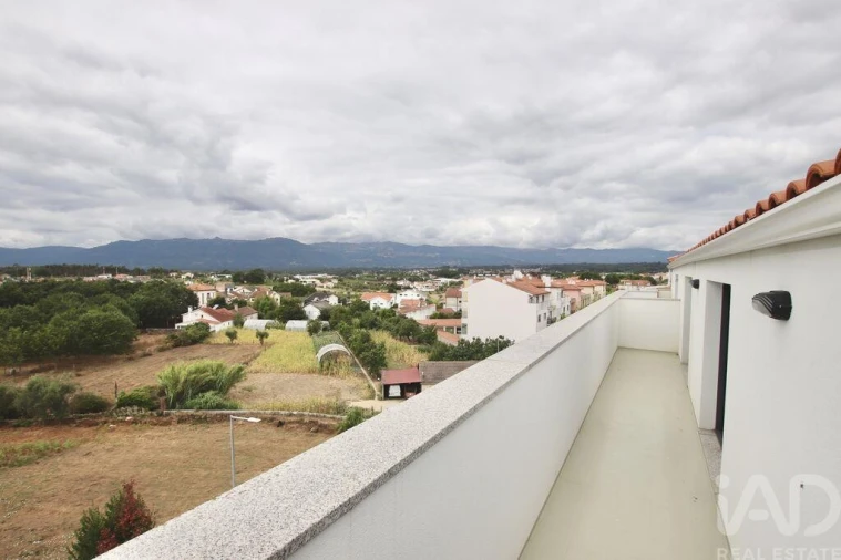 Apartamento T4 para Venda em Tondela e Nandufe Foto 18