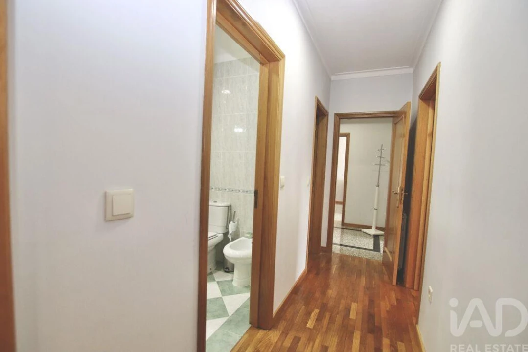 Apartamento T4 para Venda em Tondela e Nandufe Foto 13