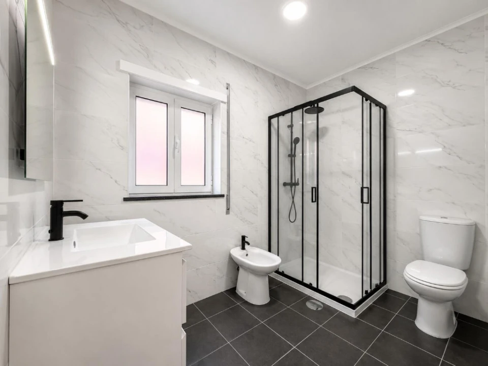 Apartamento T2 para Venda em Trouxemil e Torre de Vilela Foto 5