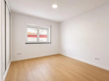Apartamento T2 para Venda em Trouxemil e Torre de Vilela