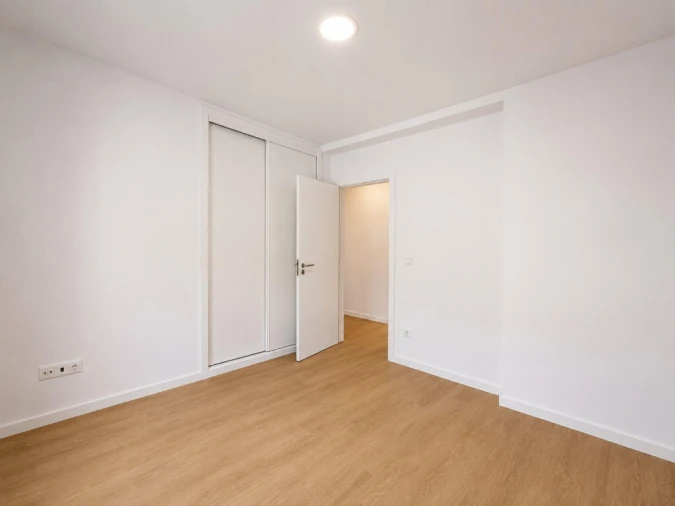 Apartamento T2 para Venda em Trouxemil e Torre de Vilela Foto 7