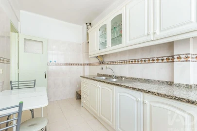 Apartamento para Venda em Agualva e Mira-Sintra