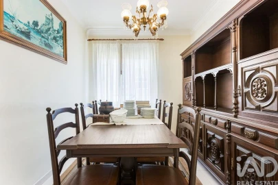 Apartamento para Venda em Agualva e Mira-Sintra