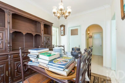 Apartamento para Venda em Agualva e Mira-Sintra