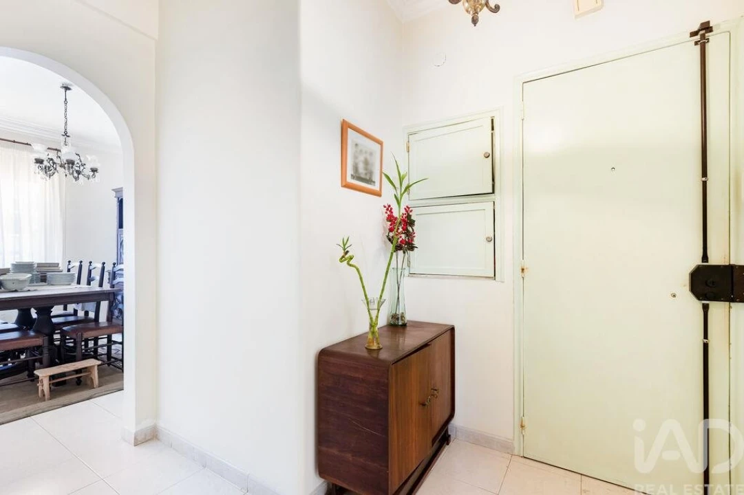 Apartamento para Venda em Agualva e Mira-Sintra Foto 2