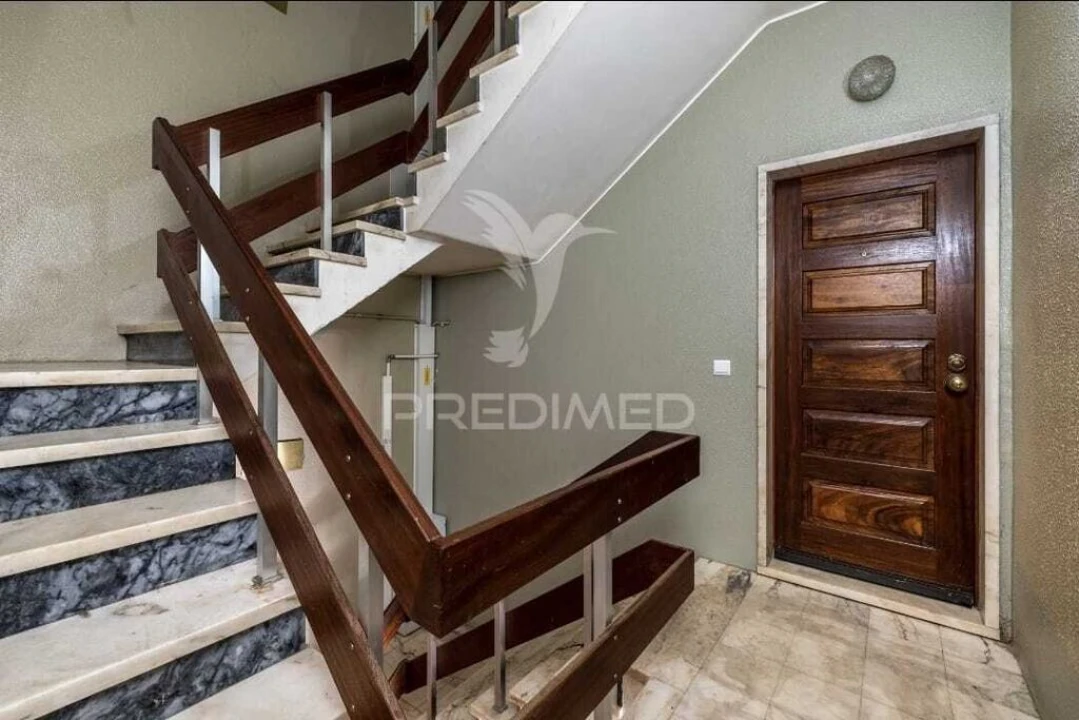Apartamento T4 para Venda em Aljubarrota Foto 3