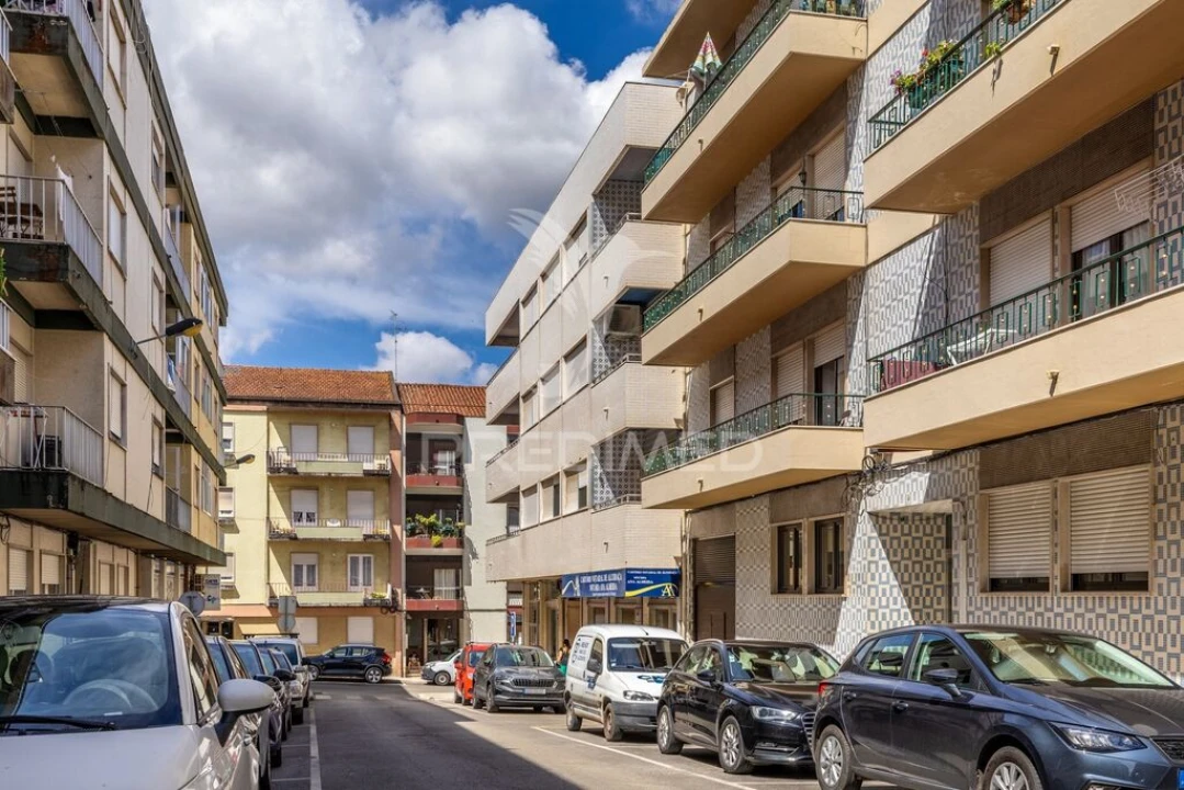 Apartamento T4 para Venda em Aljubarrota Foto 17