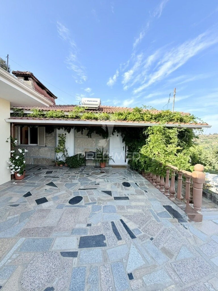 Quinta T3 para Venda em Grilo Foto 4