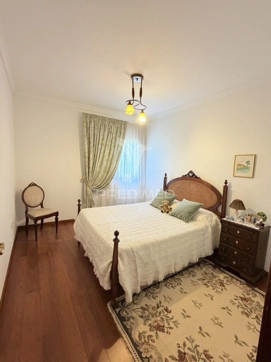 Quinta T3 para Venda em Grilo Foto 16