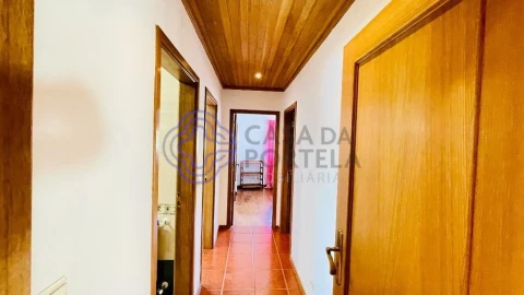 Apartamento T3 para Venda em São Martinho de Árvore e Lamarosa