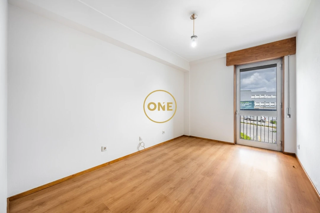 Apartamento T3 para Venda em Vila Nova de Famalicão e Calendário Foto 11