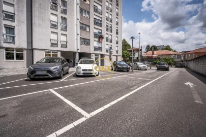 Apartamento T3 para Venda em Vila Nova de Famalicão e Calendário