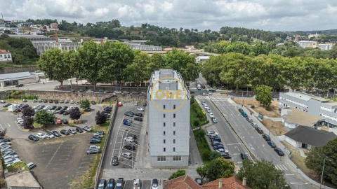 Apartamento T3 para Venda em Vila Nova de Famalicão e Calendário