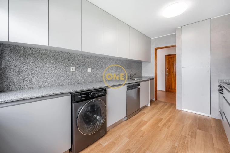 Apartamento T3 para Venda em Vila Nova de Famalicão e Calendário Foto 3