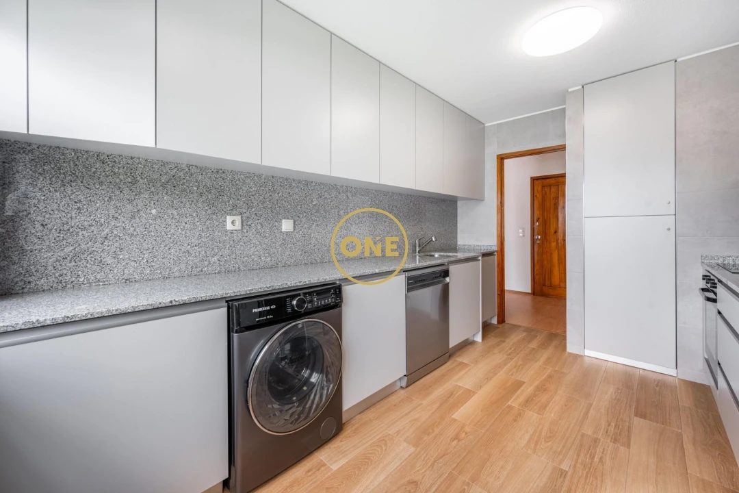 Apartamento T3 para Venda em Vila Nova de Famalicão e Calendário Foto 3