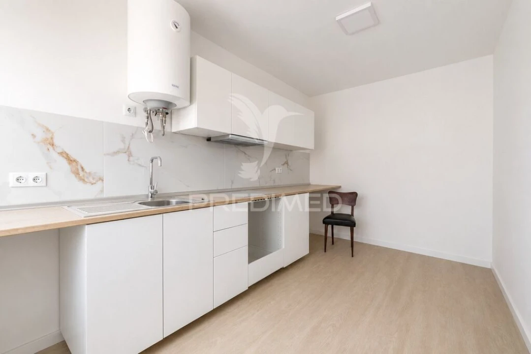 Apartamento T2 para Venda em Aljubarrota Foto 3