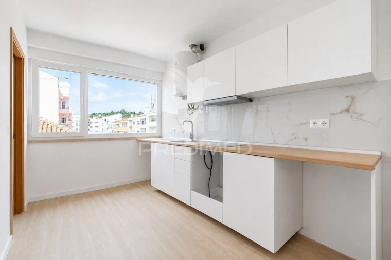 Apartamento T2 para Venda em Aljubarrota Foto 4