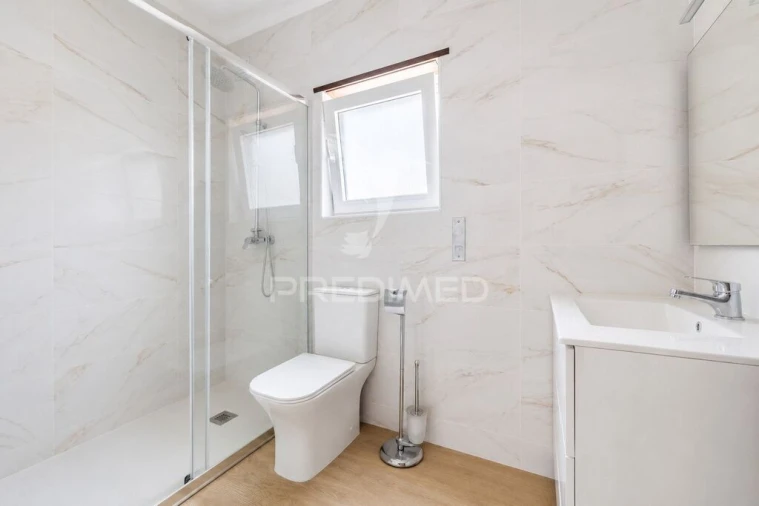 Apartamento T2 para Venda em Aljubarrota Foto 11