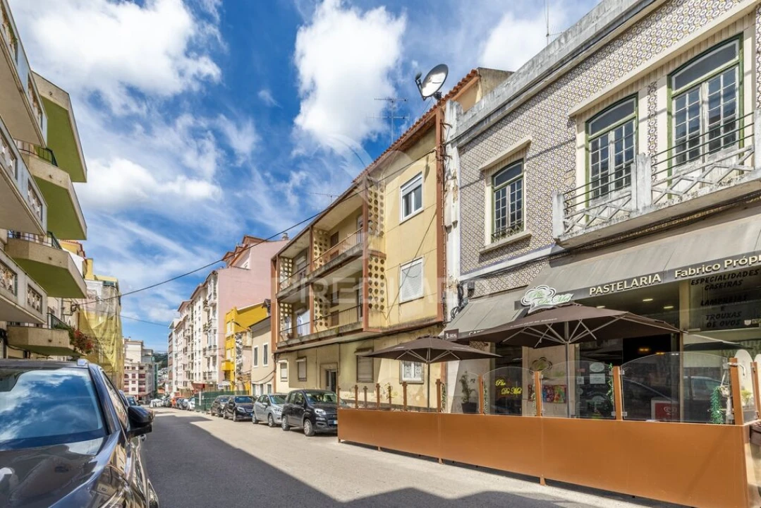 Apartamento T2 para Venda em Aljubarrota Foto 13