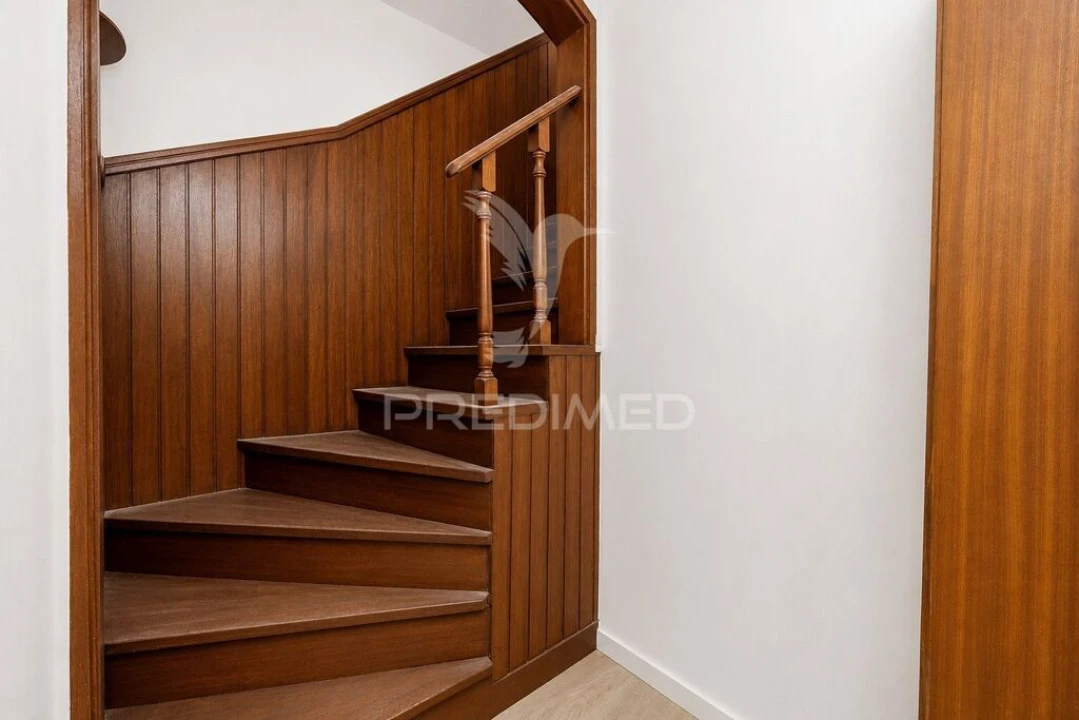 Apartamento T2 para Venda em Aljubarrota Foto 1