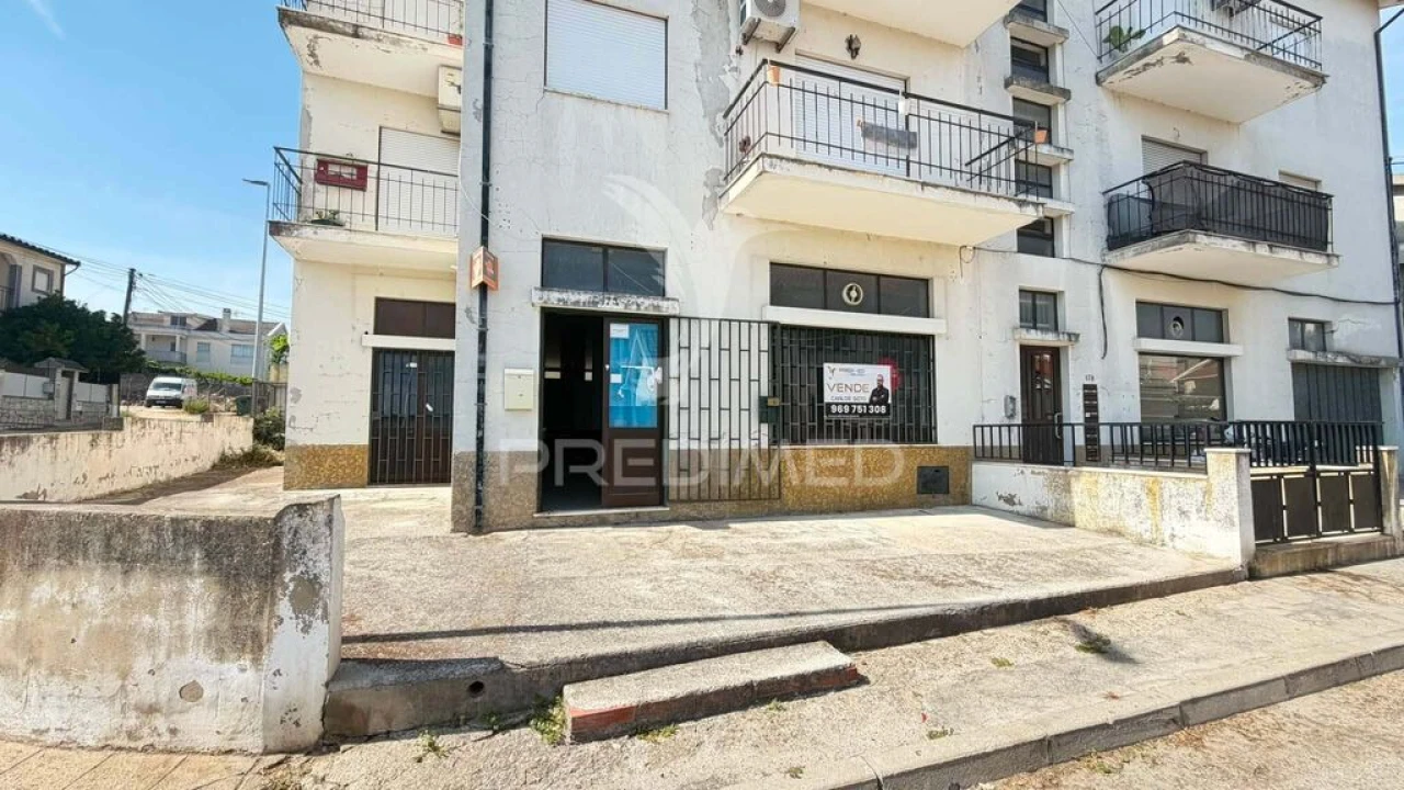 Loja para Venda em Mirandela Foto 2