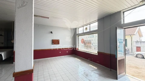 Loja para Venda em Mirandela
