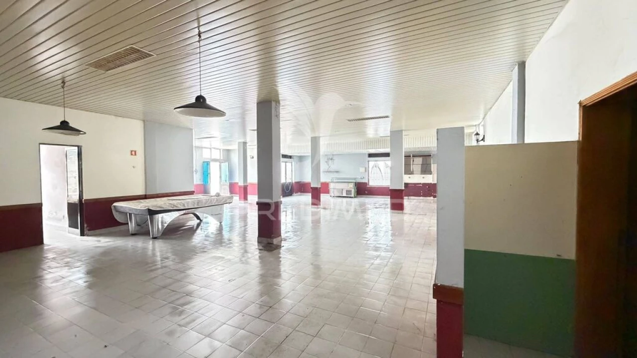 Loja para Venda em Mirandela Foto 4