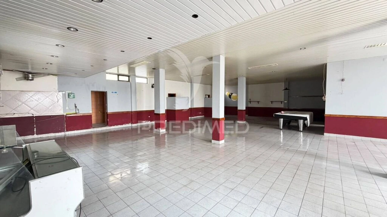Loja para Venda em Mirandela Foto 8